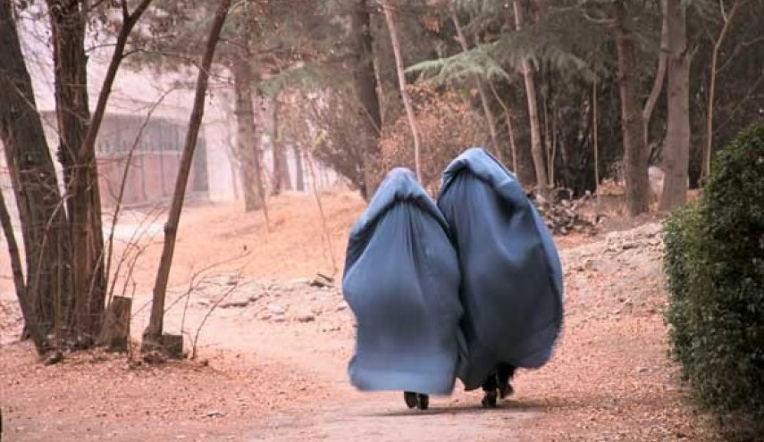 السفر لأكثر من 72 كيلومترا بدون محرم ممنوع على الأفغانيات