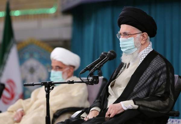 قائد الثورة الإسلامية: الوحدة الإسلامية تعني العمل المشترك ضد مخططات الاستكبار