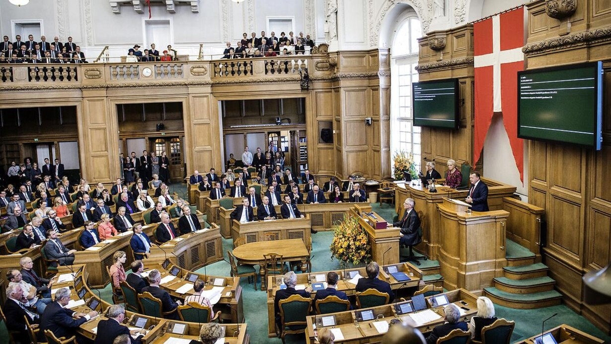 البرلمان الدنماركي يحظر "المعاملة غير اللائقة للنصوص الدينية"