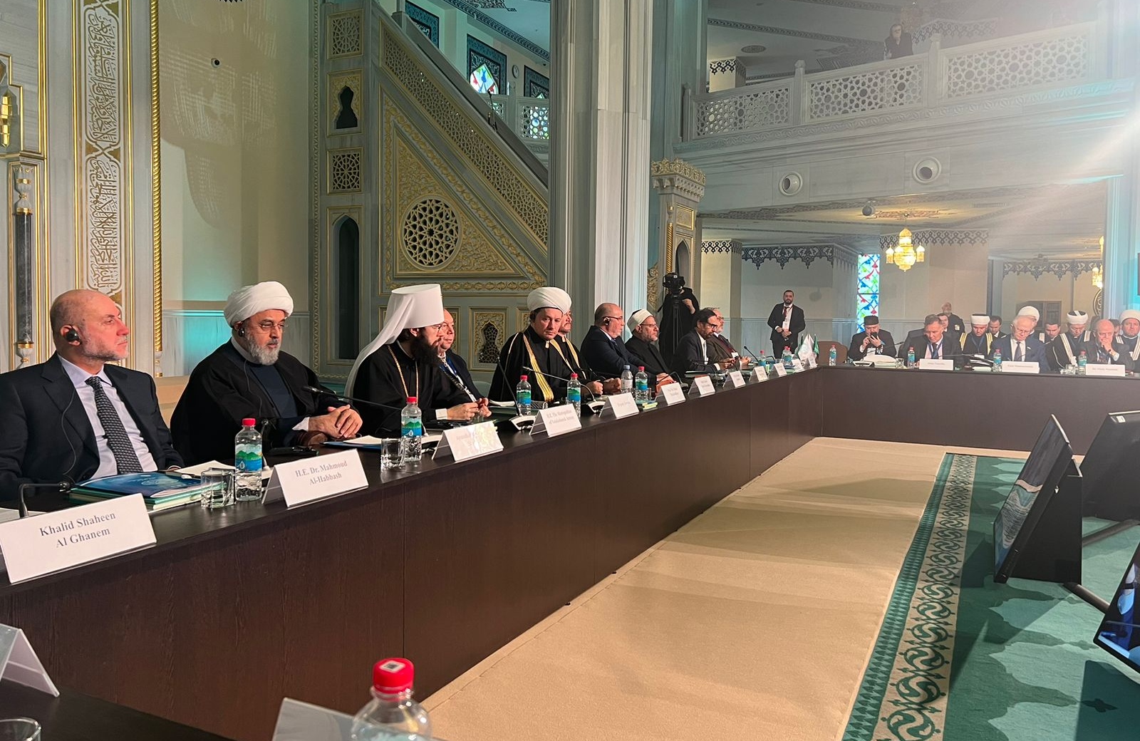 انطلاق أعمال الدورة 19 للمنتدى الإسلامي بموسكو بمشاركة زعماء الأديان