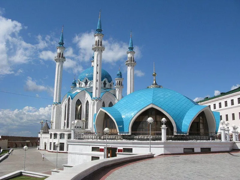مسجد "قول شريف" رمز التعايش بين الأديان في تتارستان