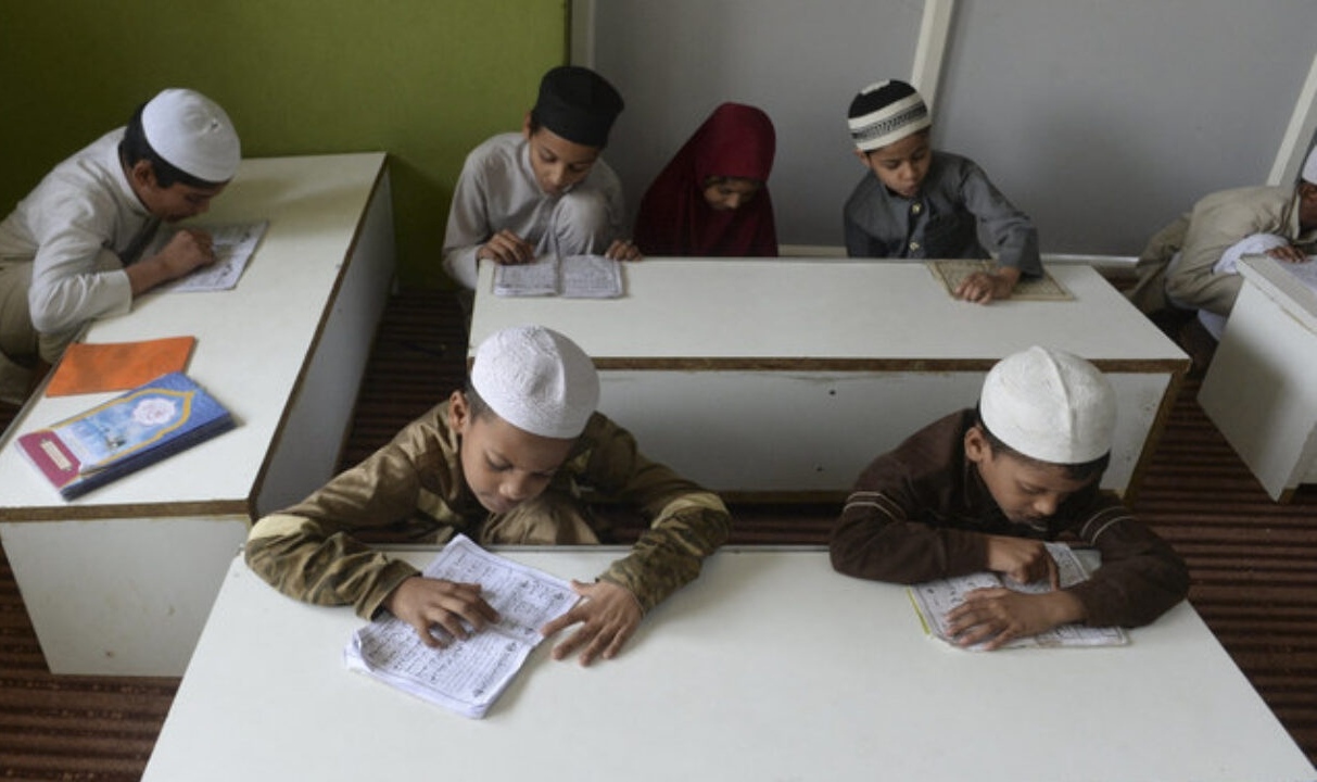 محكمة هندية تحظر المدارس الإسلامية بولاية أوتار براديش